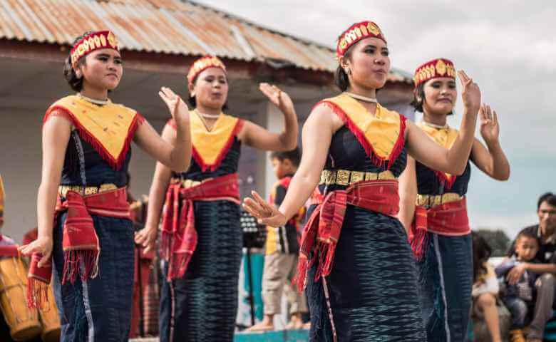 Tarian Daerah di Indonesia 